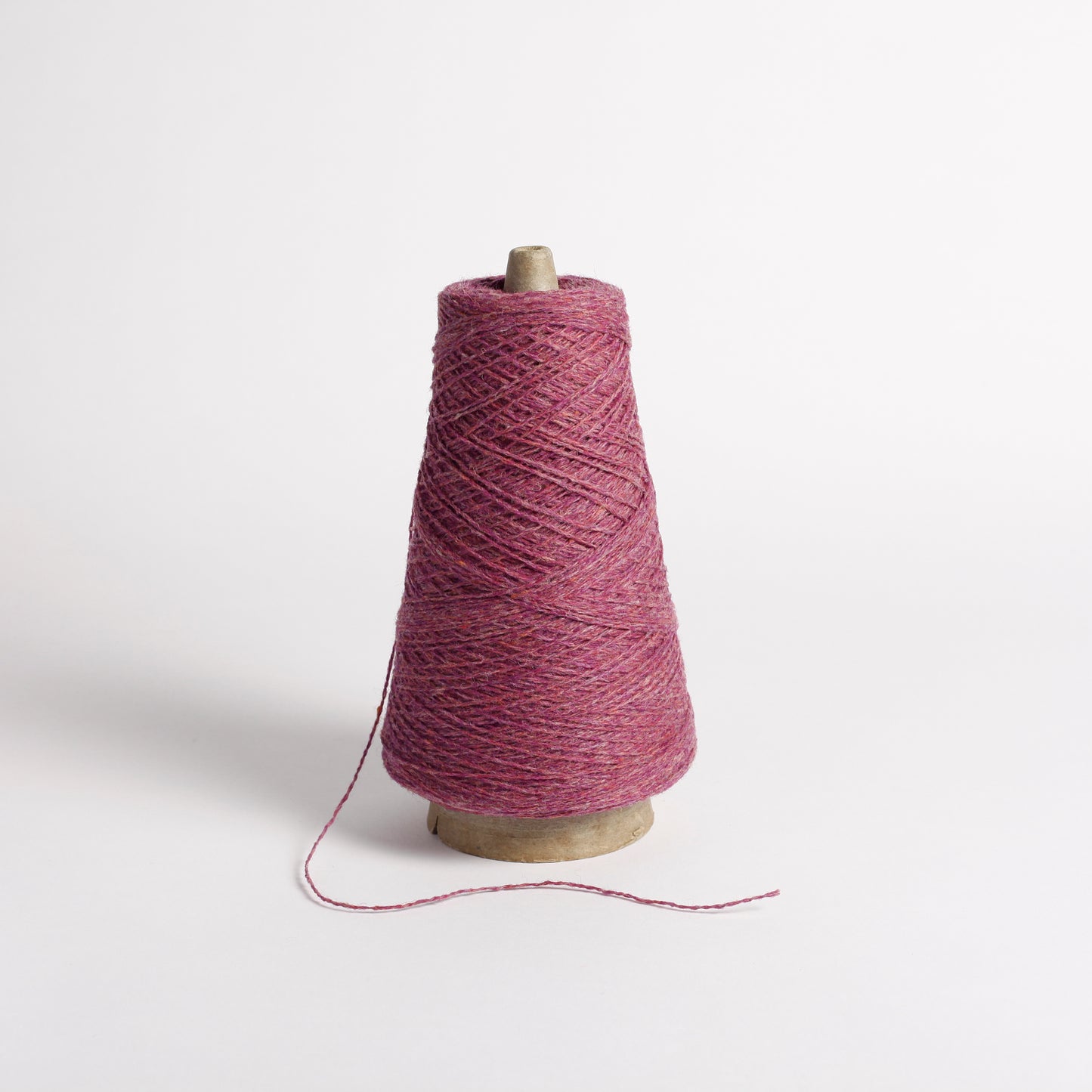 Pure New Wool - Nm 11.5/2 - Damask