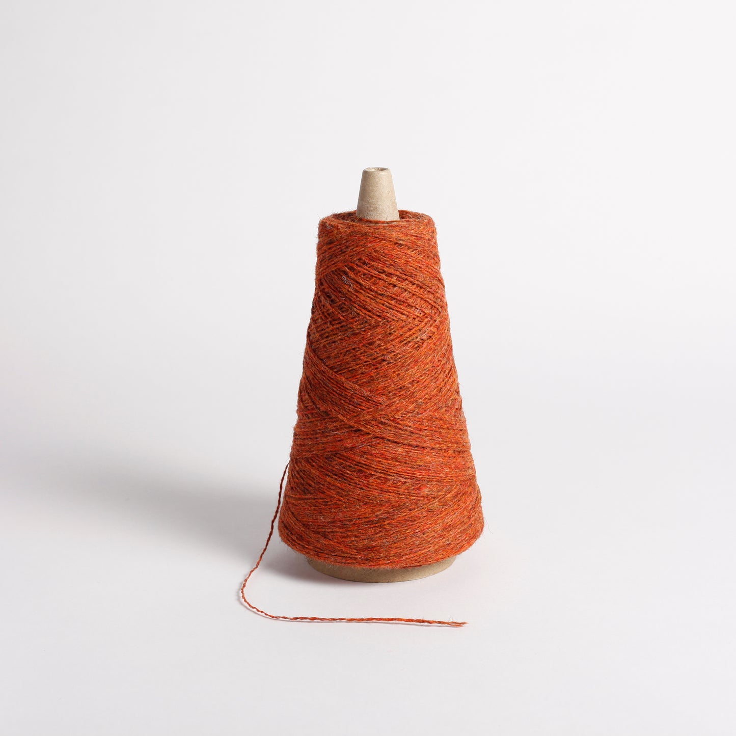 Pure New Wool - Nm 11.5/2 - Ember