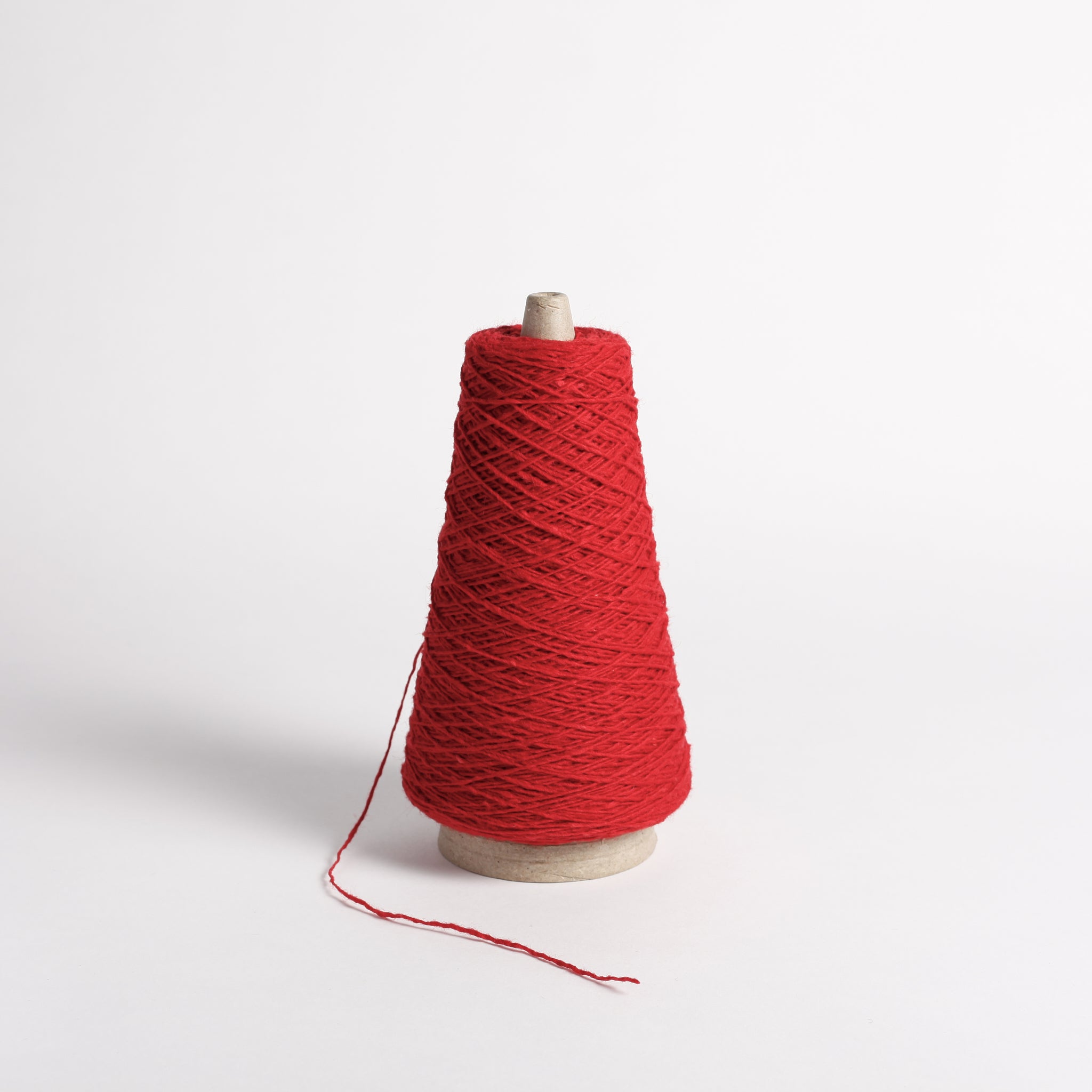 Wool Redm 100% Pure New Wool - 3.8/1 Nm - Cherry Red – MOURNE YARNS